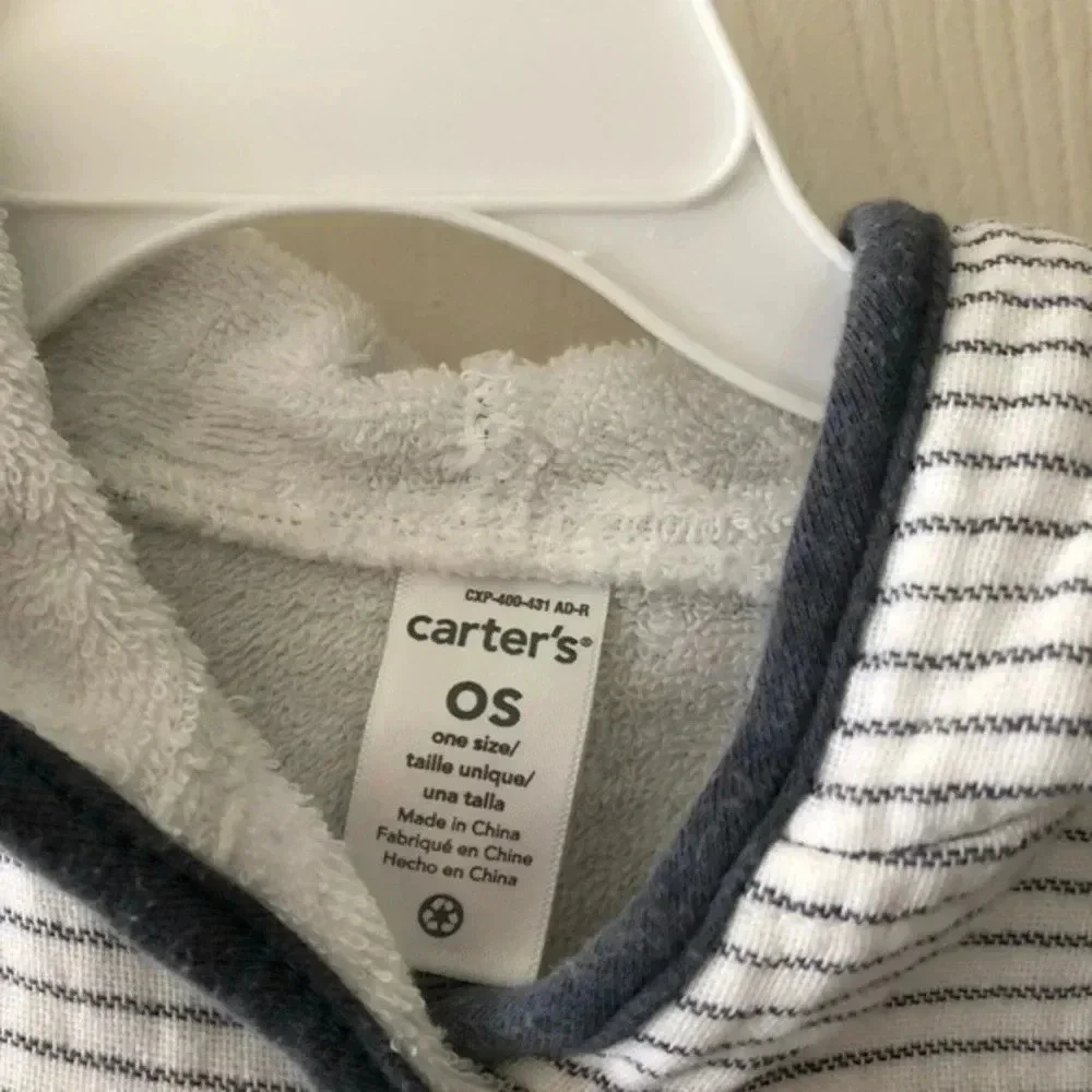 Baby one size hooded bathrobe/swaddle towe…